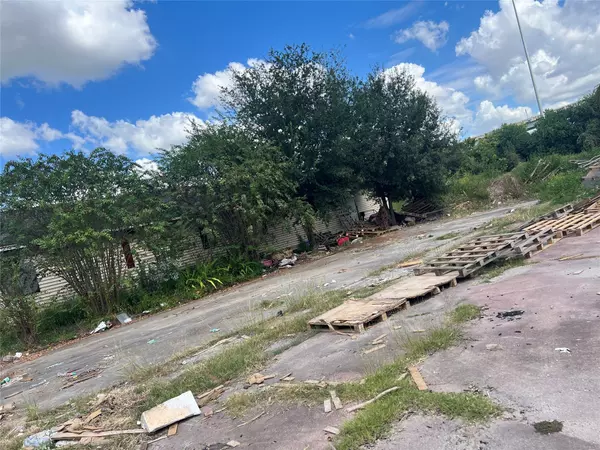 Houston, TX 77026,1814 Jensen DR