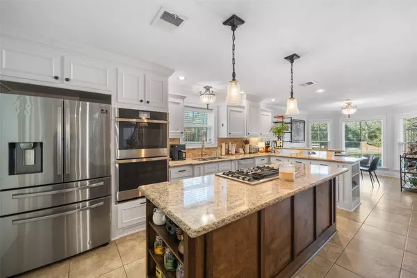 Conroe, TX 77384,33 Lake Forest DR