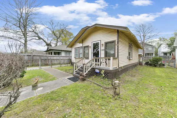 Houston, TX 77009,120 Northwood ST