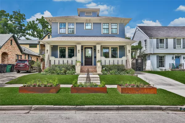 811 Byrne ST, Houston, TX 77009