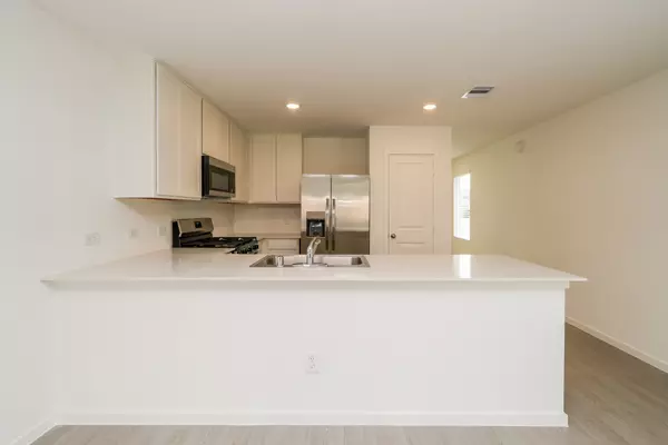 Houston, TX 77016,7907 Meadow Cranesbill DR