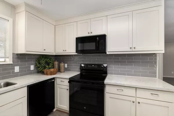 Brenham, TX 77833,1603 Eldon ST