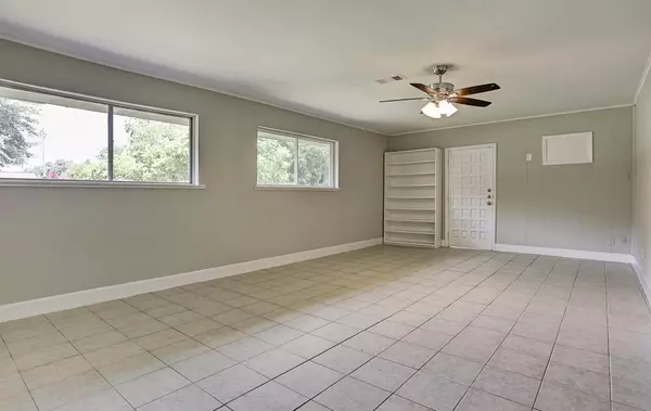 Rosenberg, TX 77471,1803 Jones ST