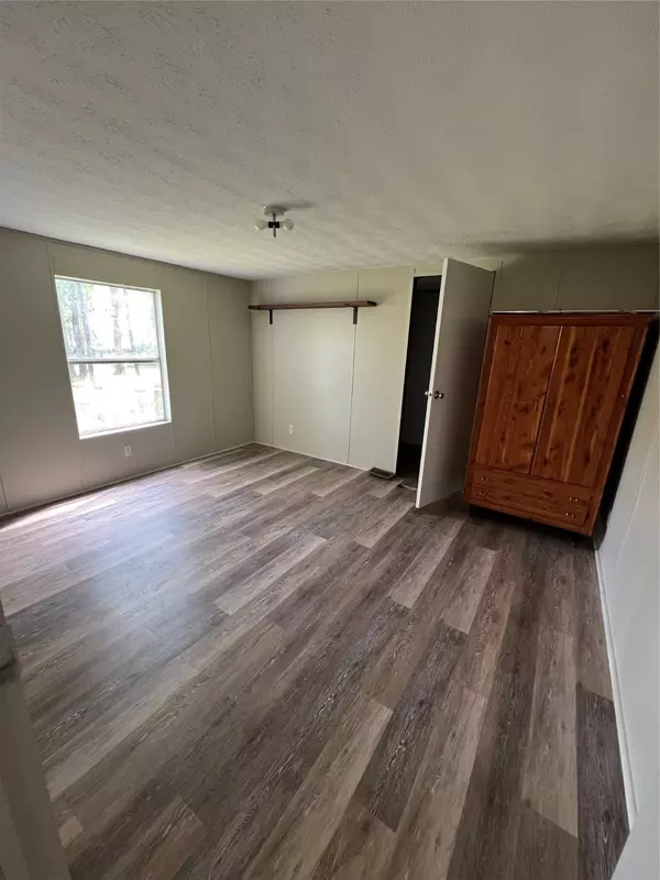 Plantersville, TX 77363,11384 Oakwood DR #B