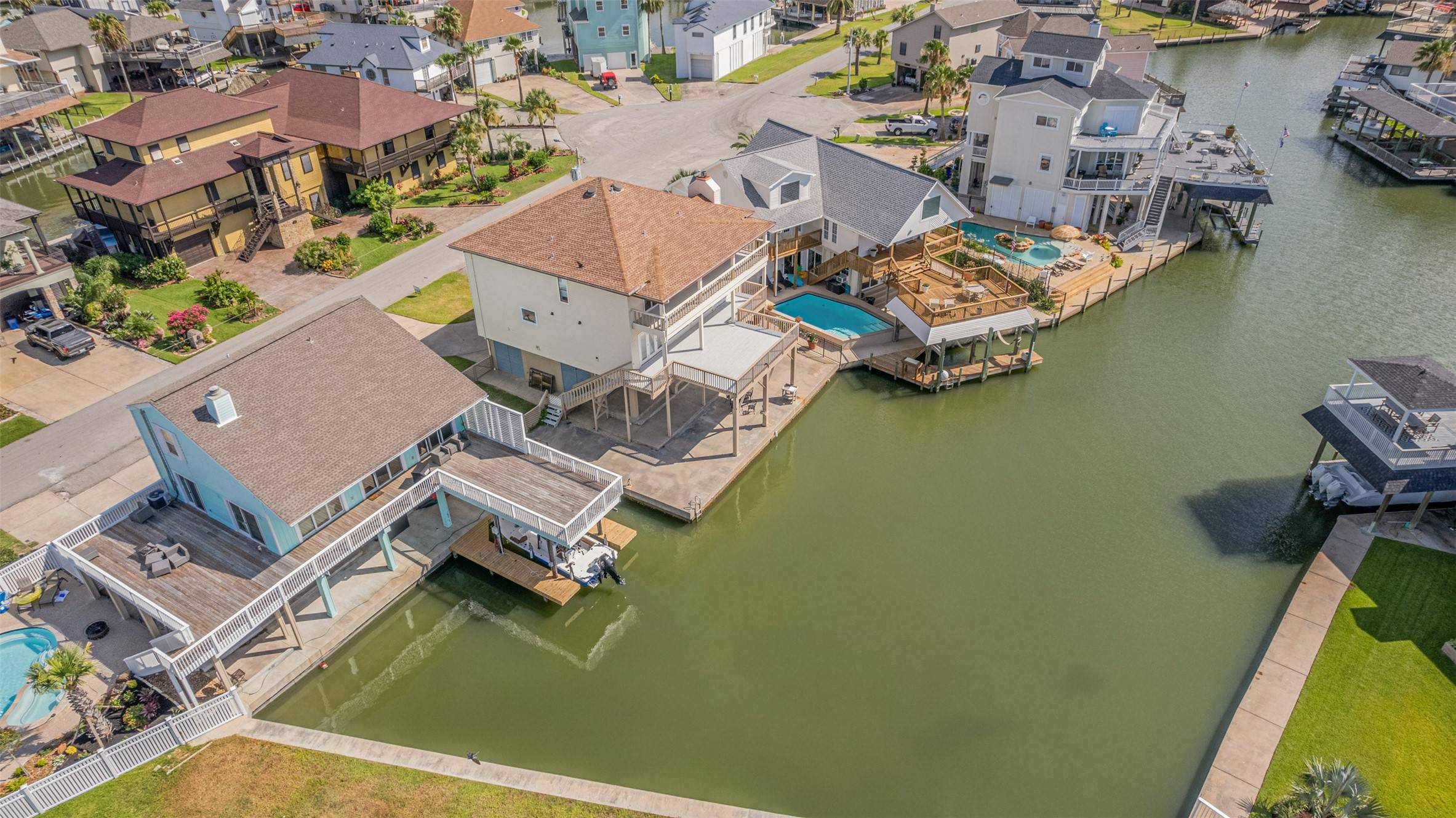 Tiki Island, TX 77554,114 Easterly DR