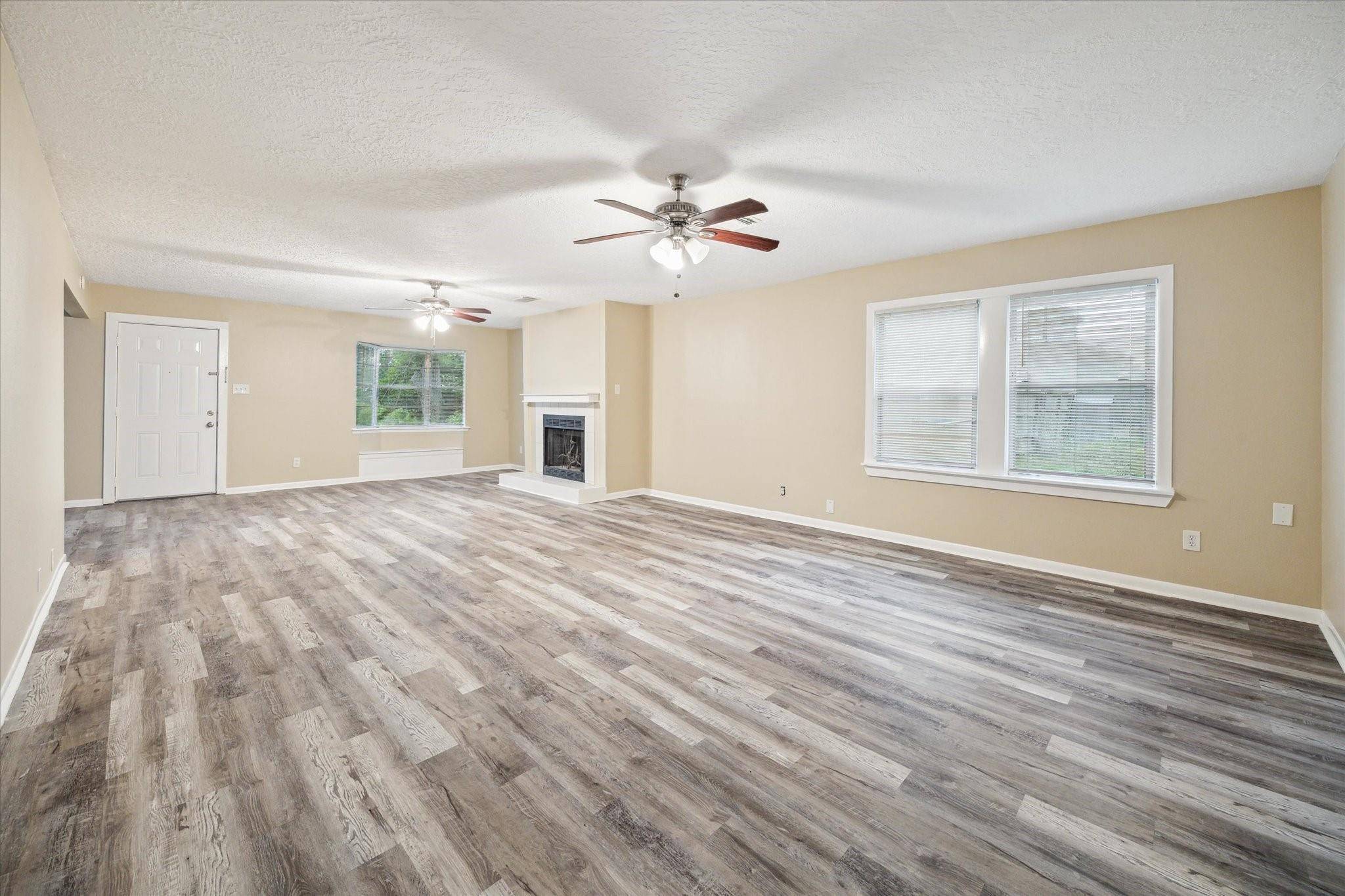 4446 Castor ST, Houston, TX 77022