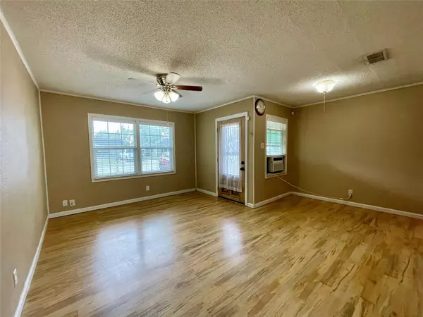 Angleton, TX 77515,1113 Chevy Chase DR