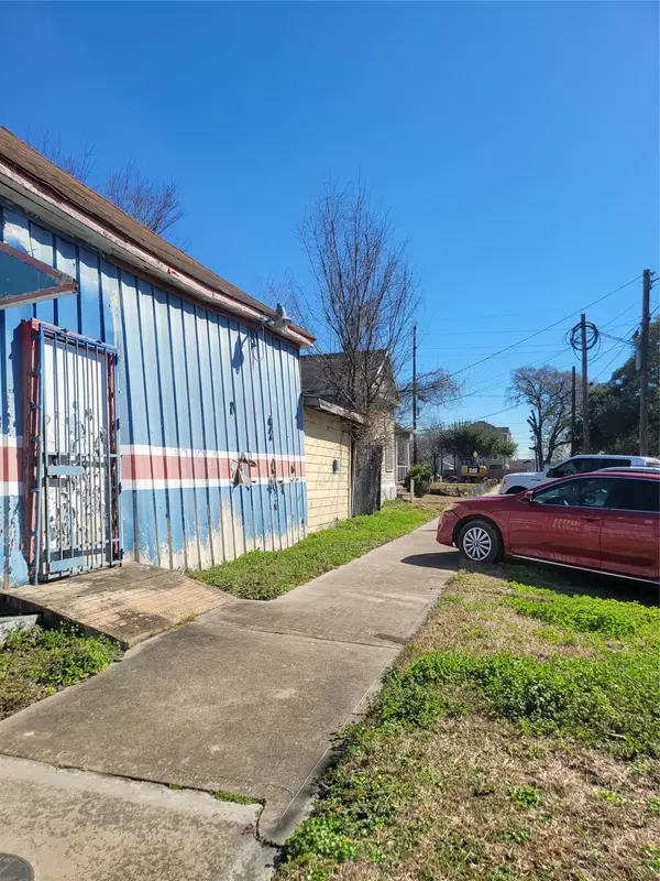 Houston, TX 77003,219 Sampson ST