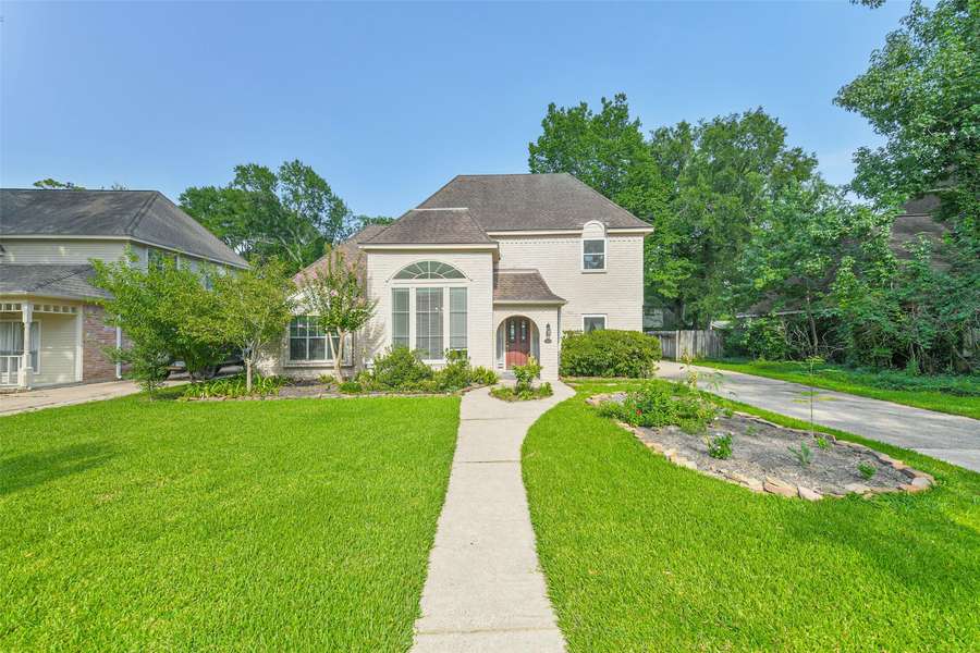 3306 Lakehaven DR, Houston, TX 77339