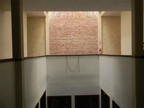 Galveston, TX 77550,2315 Strand #2C