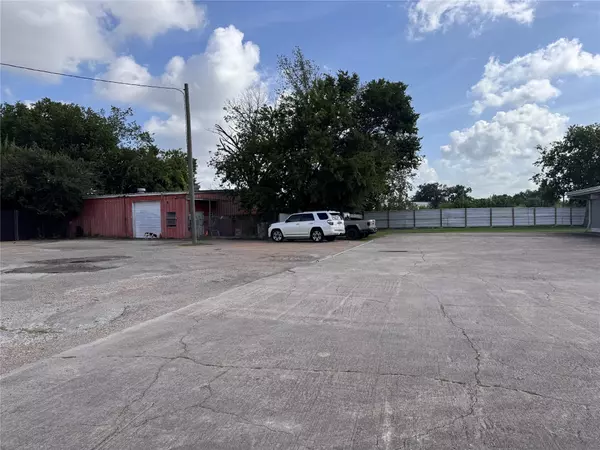 Houston, TX 77023,7151 Lawndale ST