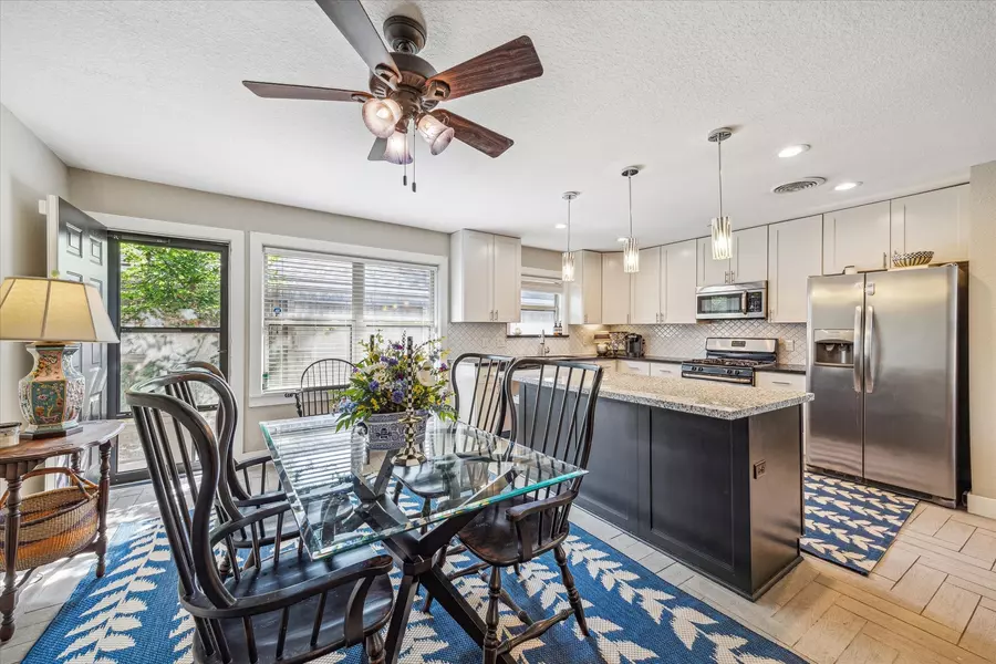 2223 Latexo DR, Houston, TX 77018