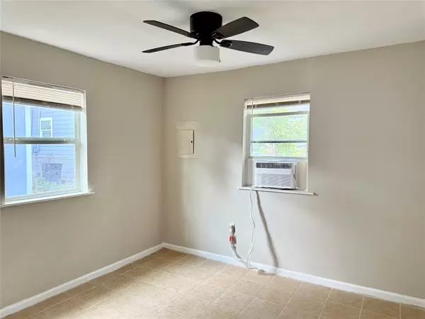 Houston, TX 77026,3914 Hoffman ST #B