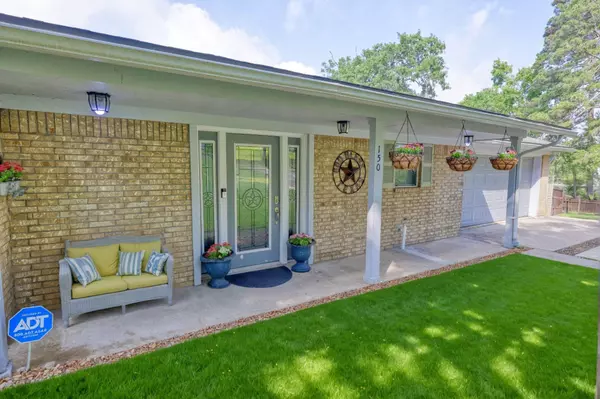 150 Edgewater WAY, Point Blank, TX 77364