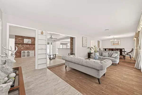 Houston, TX 77096,9310 Cliffwood DR