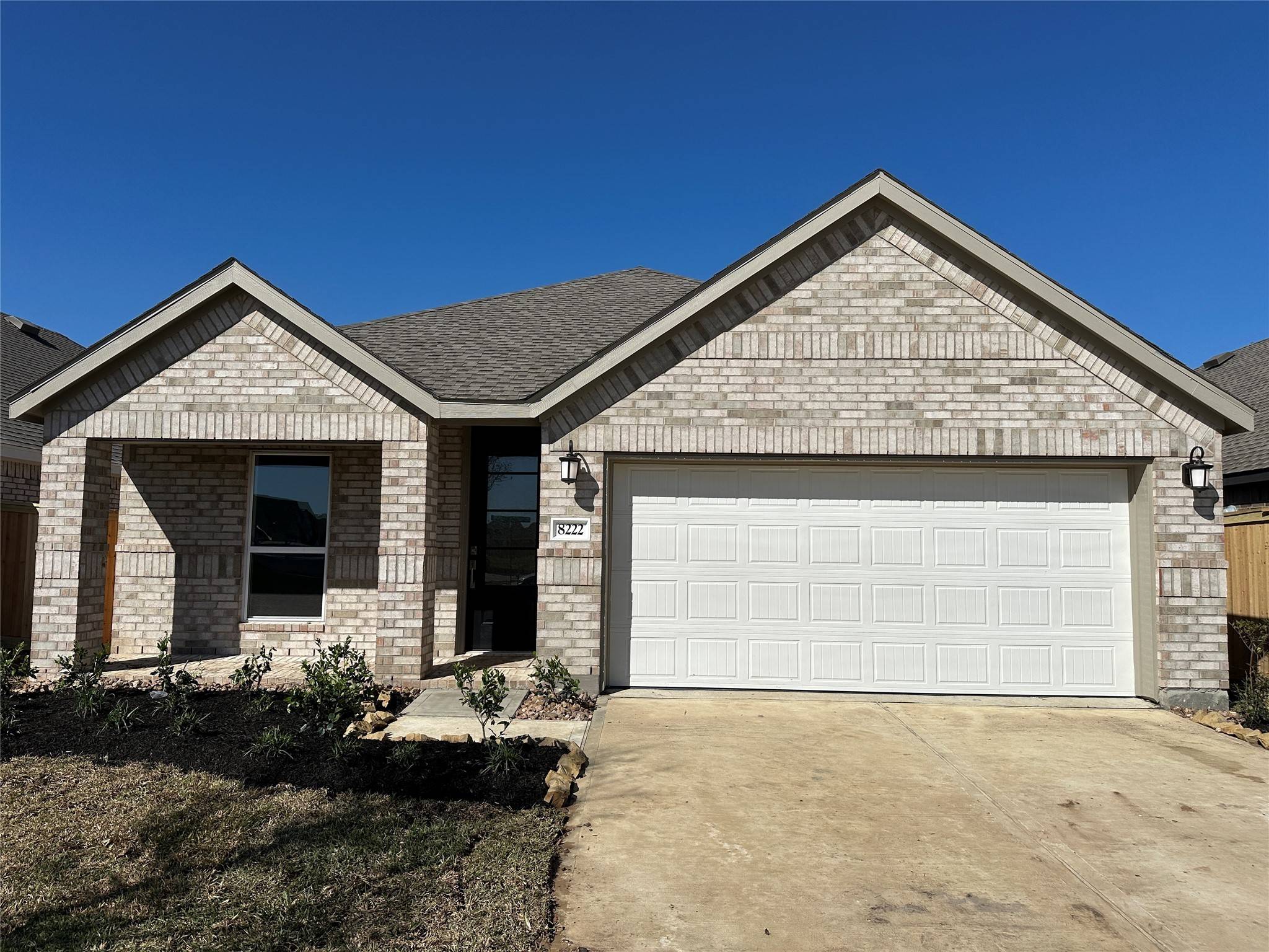 1511 Amber Skies LN, Crosby, TX 77532
