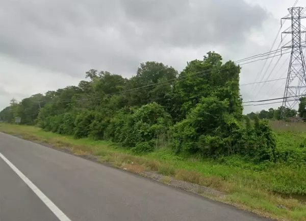 Lake Jackson, TX 77566,100 Fm 2004