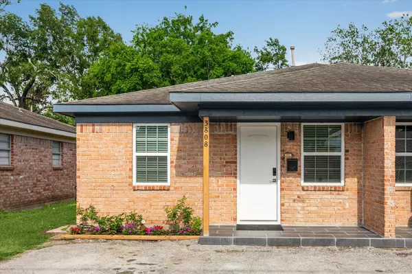 Houston, TX 77009,1212 Shelby
