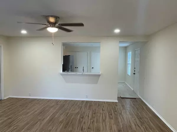 Houston, TX 77090,907 Grand Plains DR