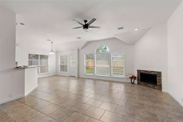 Katy, TX 77450,6322 Bear Canyon CT E