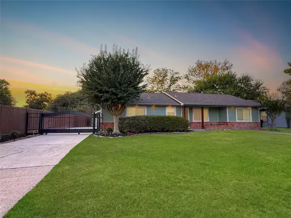 Houston, TX 77055,1409 Oak Tree DR