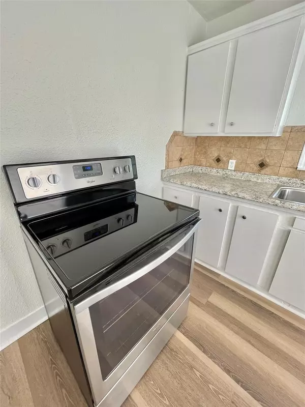 Brazoria, TX 77422,310 E Texas ST