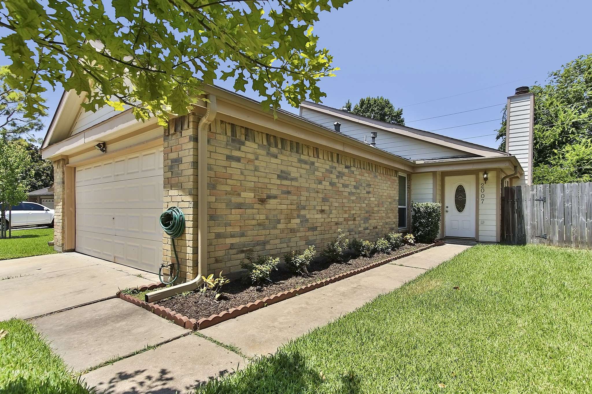 2007 Highland Hills DR, Sugar Land, TX 77478