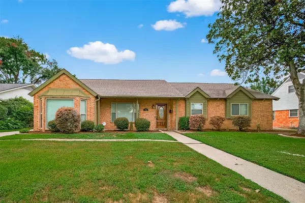 8822 Hazen ST, Houston, TX 77036