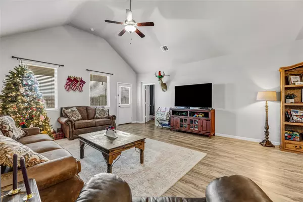 Navasota, TX 77868,7708 Bogie Lane