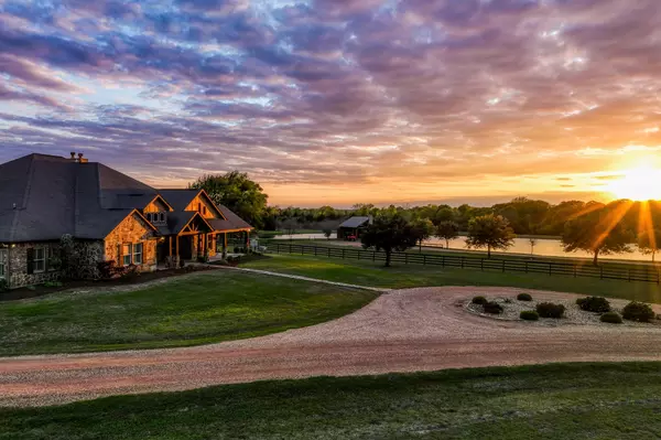 Bellville, TX 77418,2515 Hillview RD