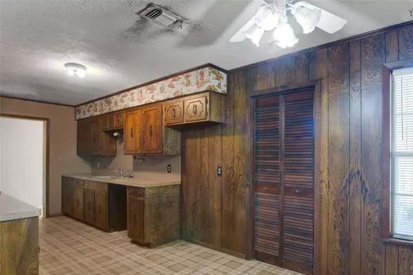 Pasadena, TX 77503,412 Yorkshire AVE