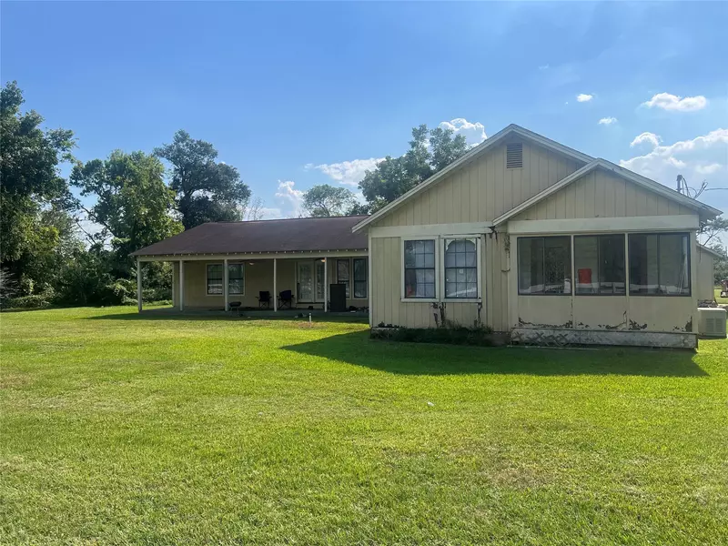 17102 River RD, Channelview, TX 77530