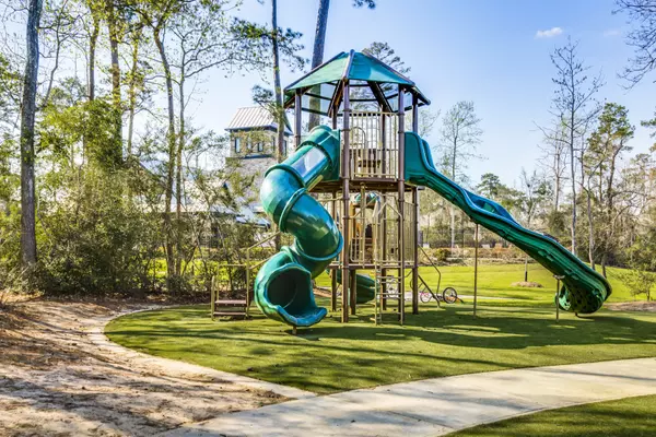 Pinehurst, TX 77362,1414 Northwood Bluff LN