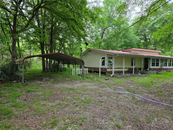 15 Caney CT, Huntsville, TX 77320