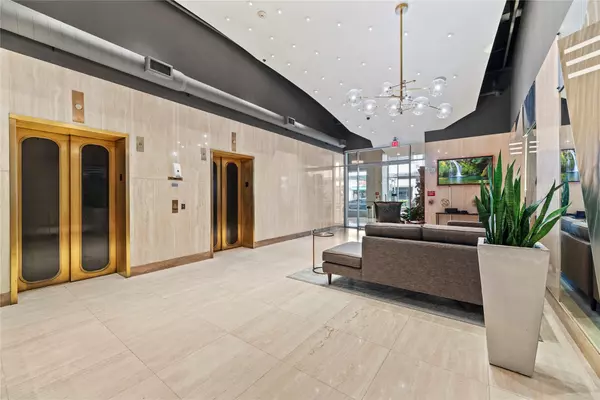 Houston, TX 77002,917 Main ST #603