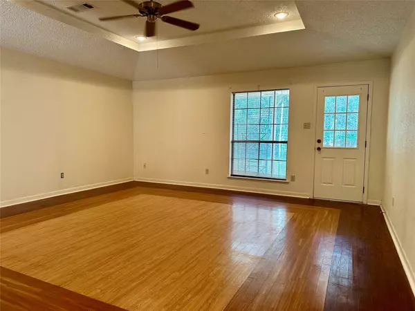Village Mills, TX 77663,706 E Wildwood