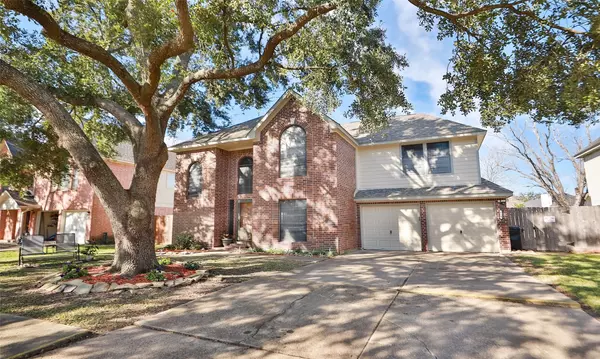 Highlands, TX 77562,414 Welford LN