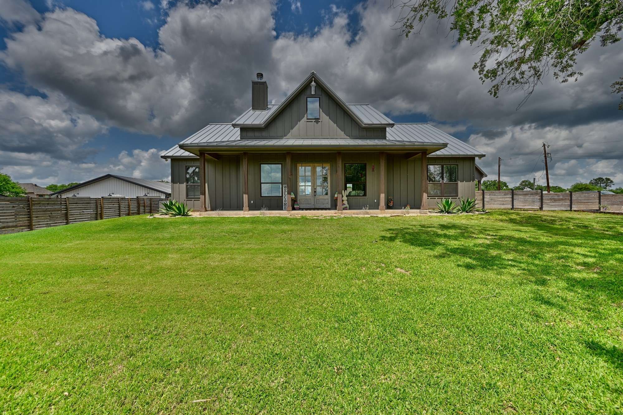 1512 W State Highway 159 HWY, Bellville, TX 77418
