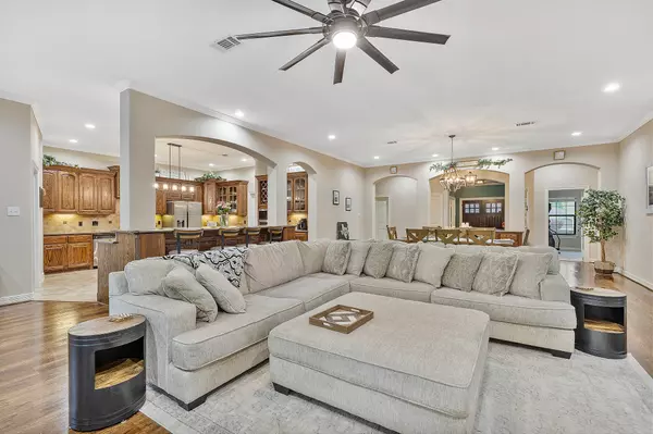 Baytown, TX 77521,6319 Nowlin DR