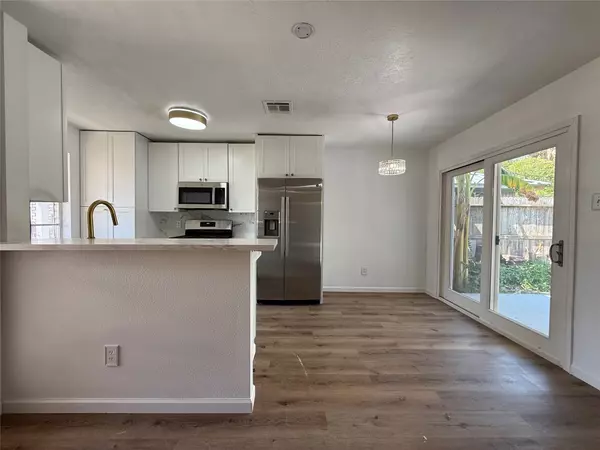 Seabrook, TX 77586,622 Bradley ST