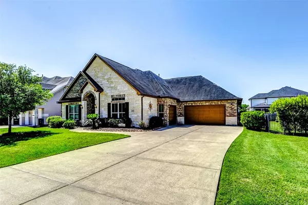 32811 Warbler CT, Fulshear, TX 77441