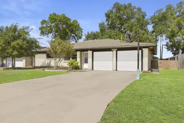 League City, TX 77573,2231 Bayou DR