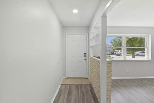 League City, TX 77573,2231 Bayou DR