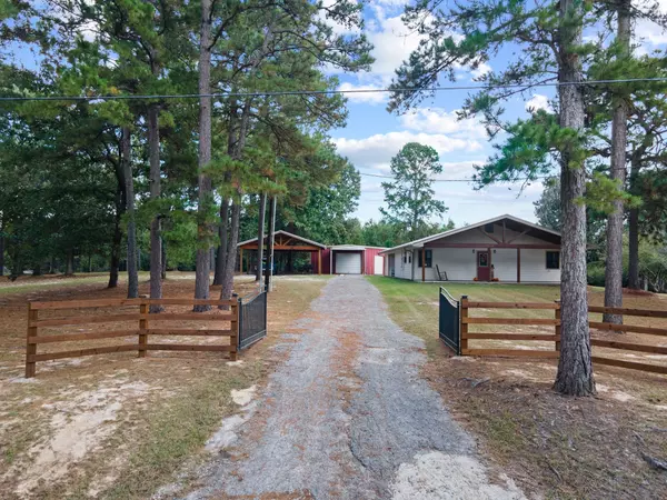 398 County Road 3255, Colmesneil, TX 75938