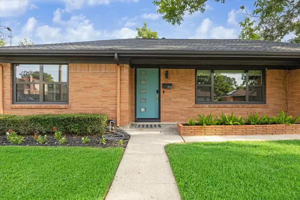 Houston, TX 77009,702 Sue ST