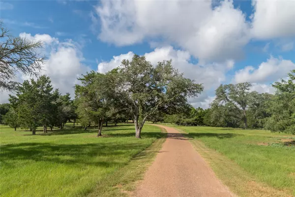 Columbus, TX 78934,2274 Brunes Mill RD