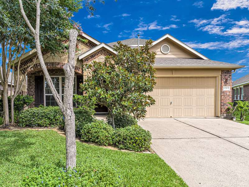 10163 Rose Willow LN, Brookshire, TX 77423