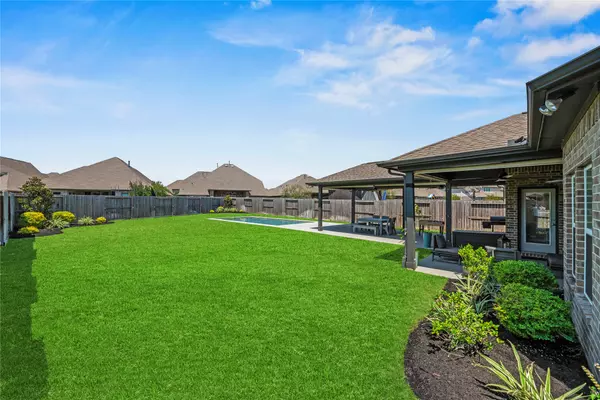 Cypress, TX 77433,11211 Puckett River DR
