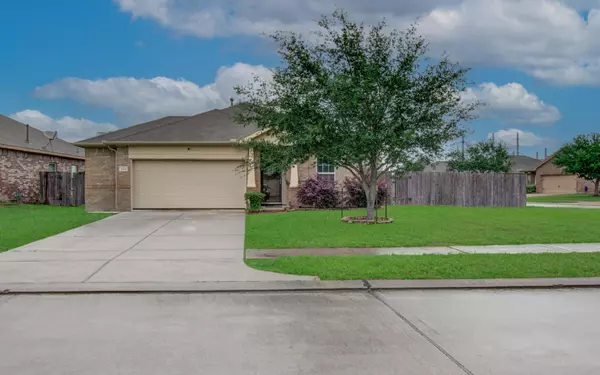 2202 Moonstone CT,  Texas City,  TX 77591