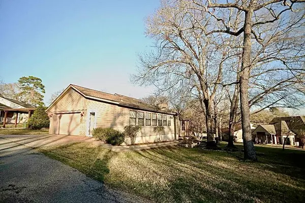 Huntsville, TX 77340,16 Golfview MNR